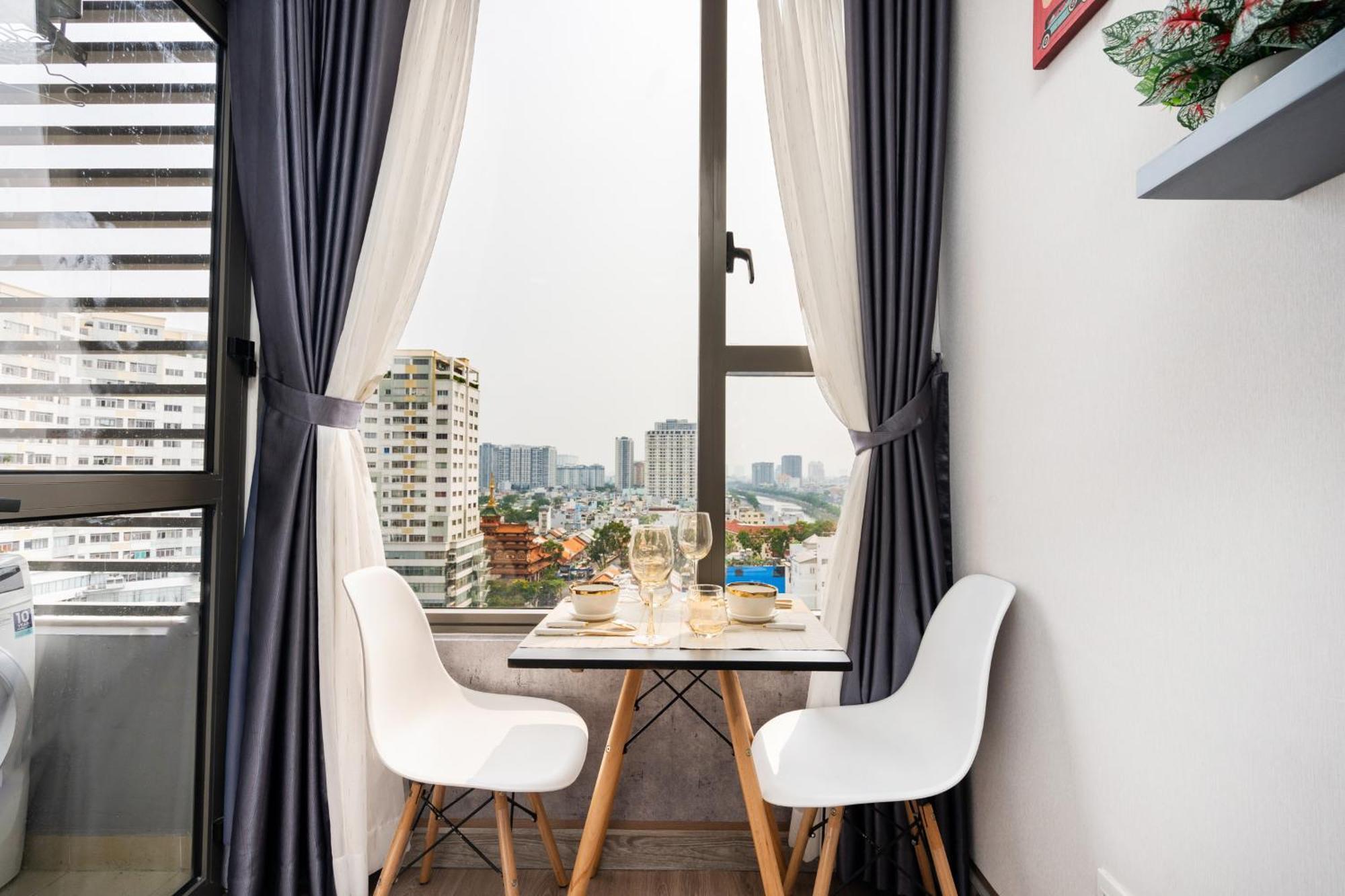Aloha Saigon Apartment - Rivergate Residence Хошимін Екстер'єр фото